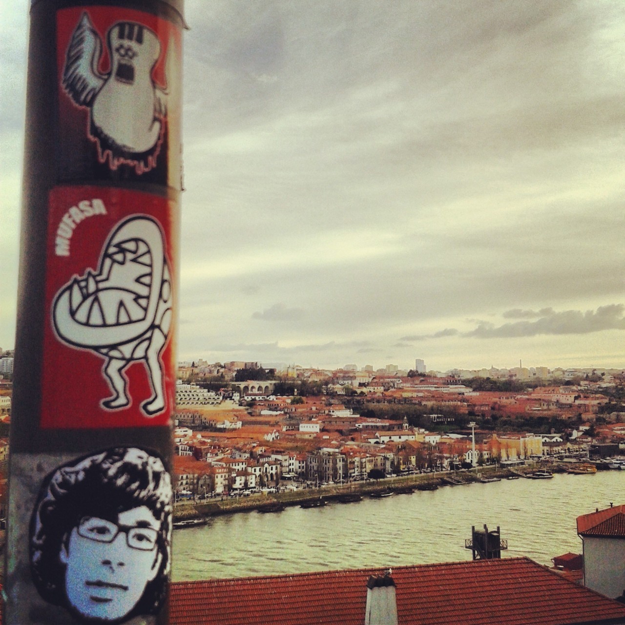 Peipegata sticker slap stickerart  bombardeando Porto-Portugal
