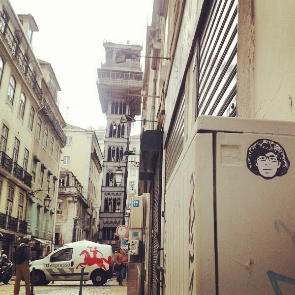 Peipegata sticker slap stickerart  bombardeando Lisboa-Portugal